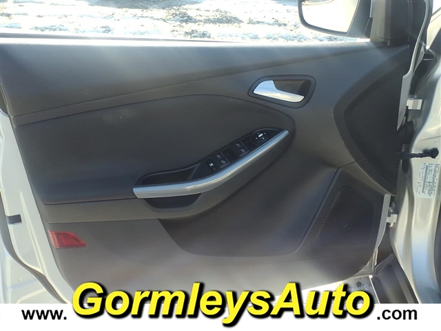 2013 Ford Focus Titanium:249281B