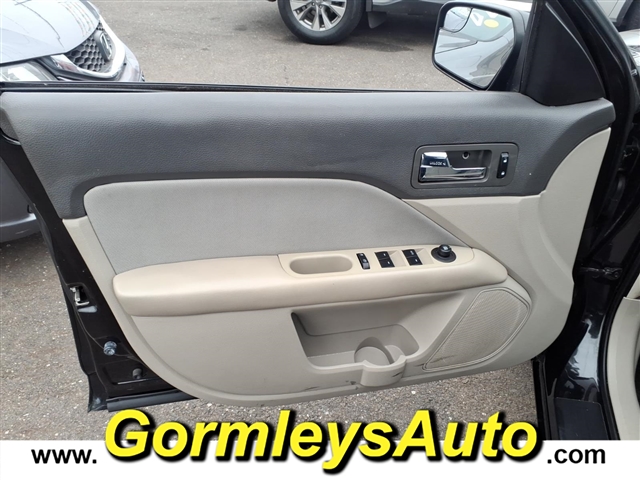 2011 Ford Fusion S:326633B