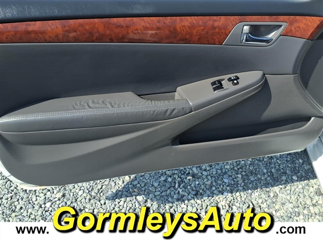 2006 Toyota Camry Solara SE V6:091115B