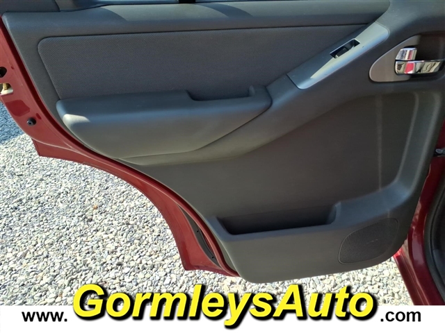 2008 Nissan Pathfinder SE:654870B