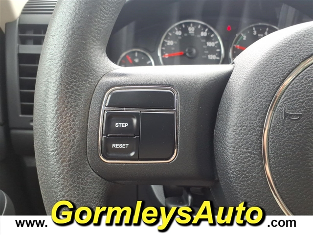 2011 Jeep Liberty Sport Jet:565117B