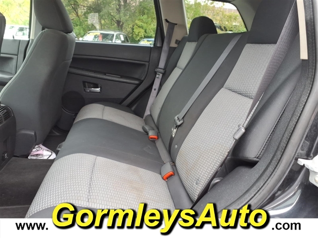 2009 Jeep Grand Cherokee Laredo:537874B
