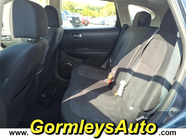 2013 Nissan Rogue S:138738B