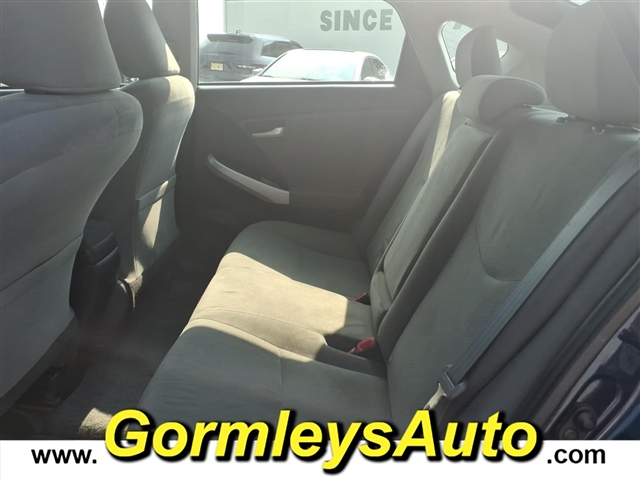 2015 Toyota Prius Two:395658B