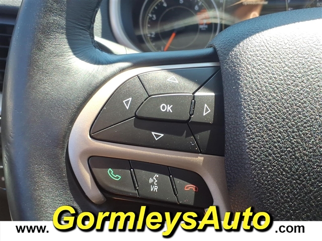 2017 Jeep Cherokee Latitude:512833B