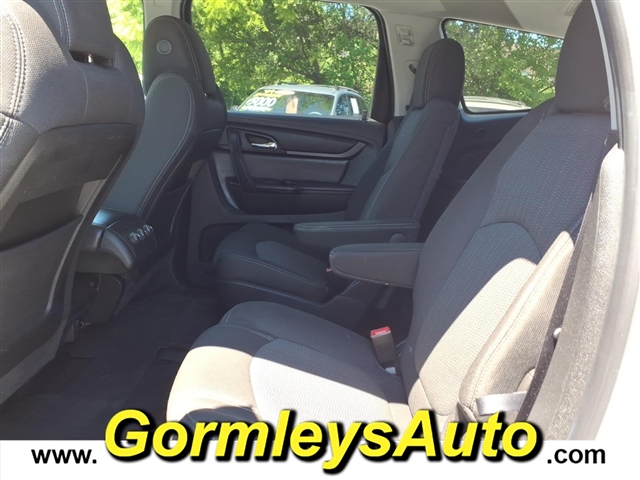 2017 Chevrolet Traverse LT:179902B