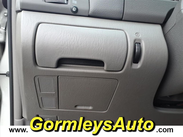 2005 Toyota Camry LE:027197B