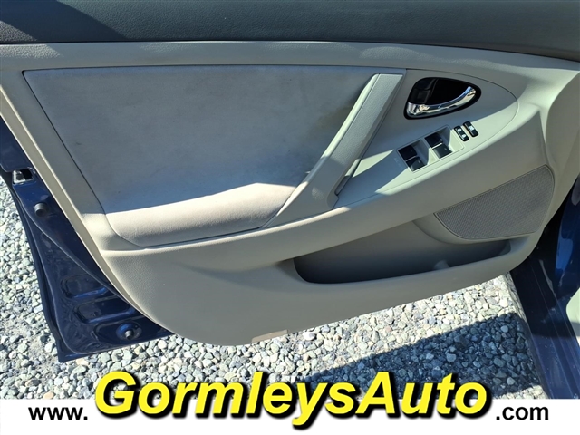 2010 Toyota Camry Base:040406B