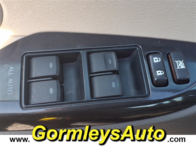2011 Toyota Sienna Base 7-Passenger:153286B