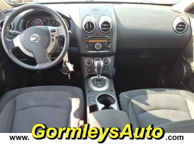 2013 Nissan Rogue S:138738B