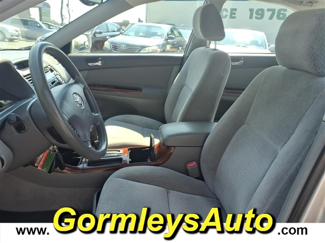 2004 Toyota Camry LE:277586B