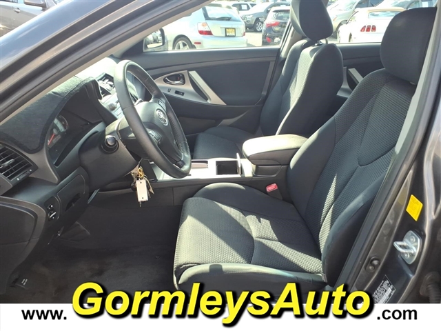 2011 Toyota Camry Base:643283B