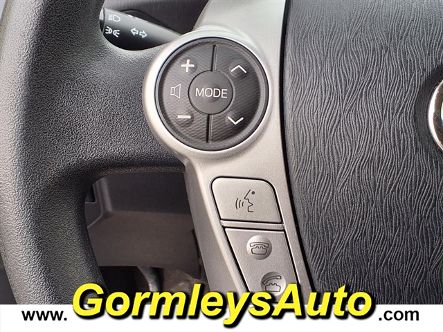 2012 Toyota Prius One:550581B