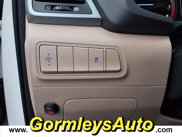 2016 Hyundai TUCSON SE:037460B