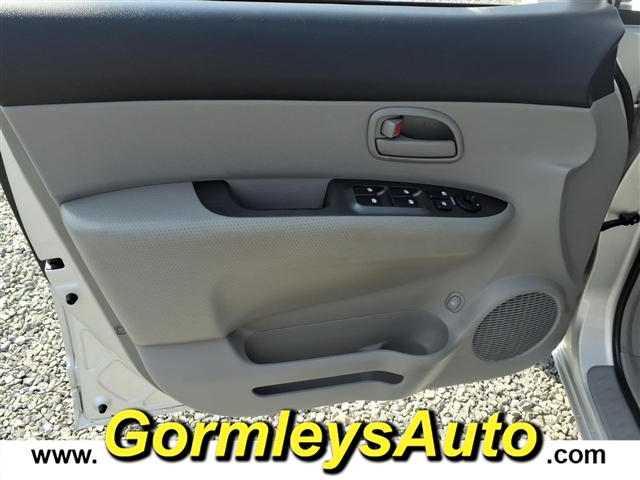 2007 Kia Rondo LX:089888B