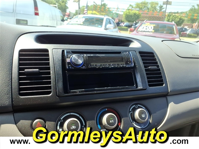 2005 Toyota Camry LE:549857B