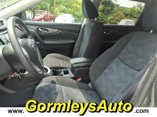 2016 Nissan Rogue S:138903B