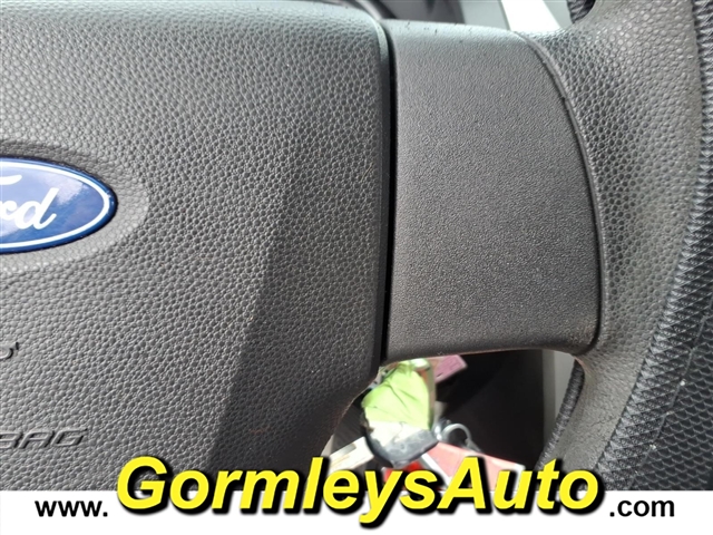 2009 Ford Focus SE:199899B