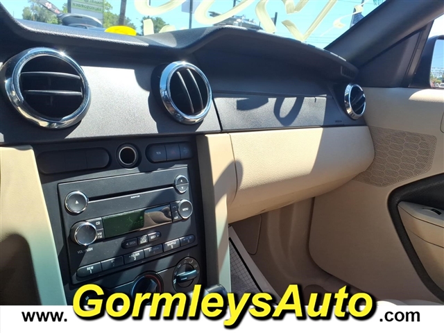 2008 Ford Mustang V6 Deluxe:144760B