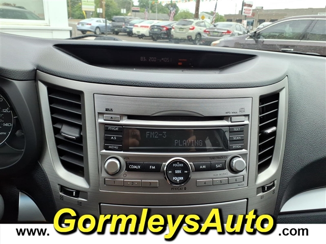 2011 Subaru Outback 2.5i Premium:321824B