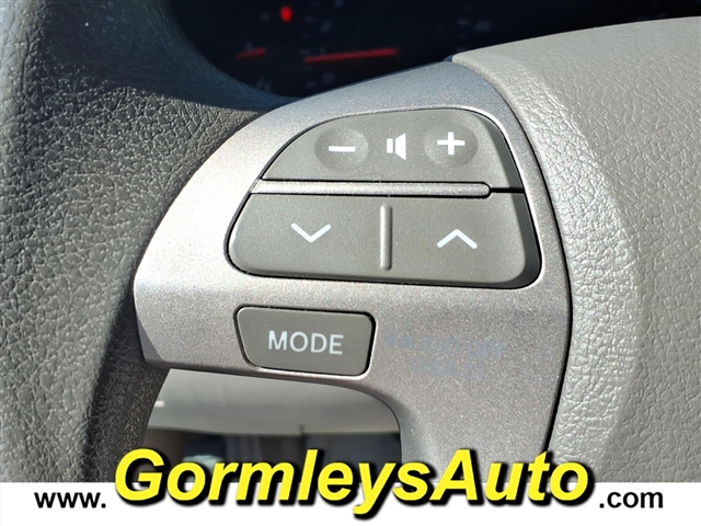 2010 Toyota Camry Base:040406B