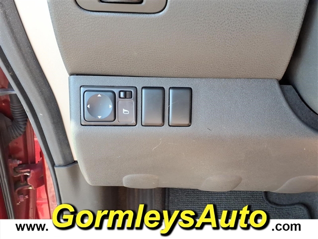 2008 Nissan Pathfinder SE:654870B