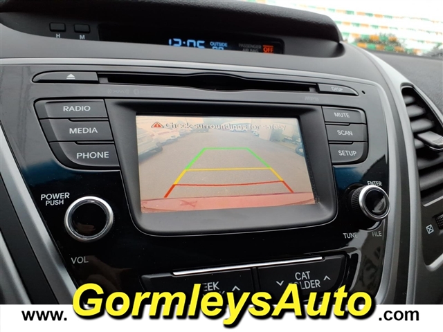 2016 Hyundai ELANTRA Limited:766706B
