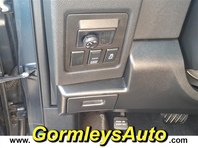 2013 Nissan Rogue S:138738B