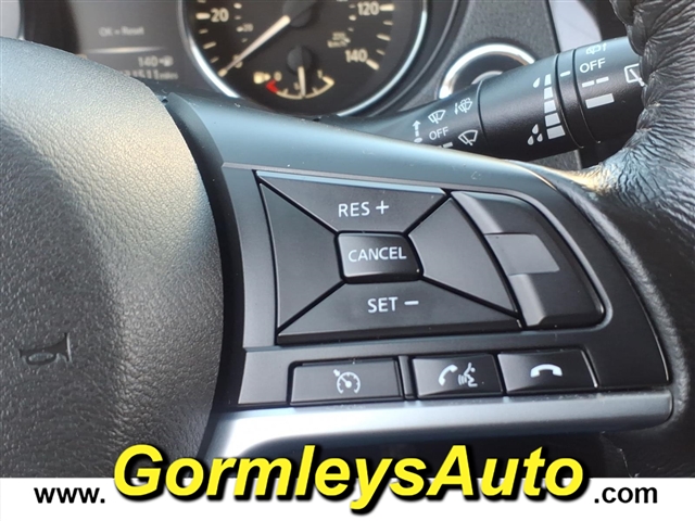 2017 Nissan Rogue S:151585B