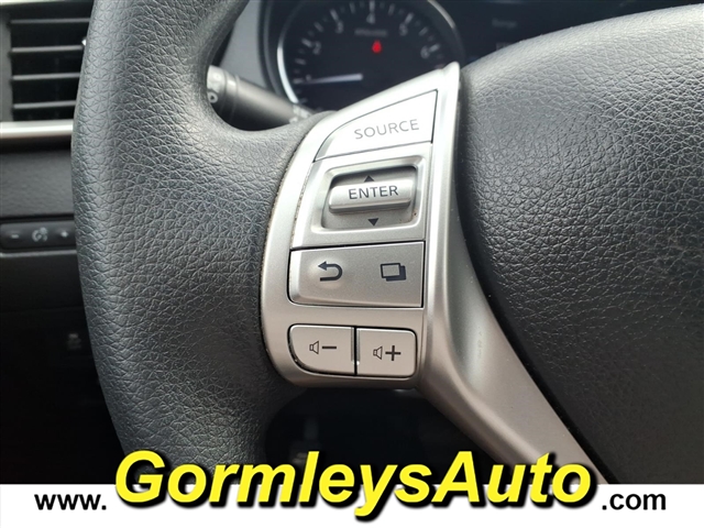 2016 Nissan Rogue S:651763B