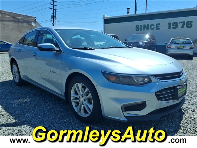 2017 Chevrolet Malibu LT  249768B
