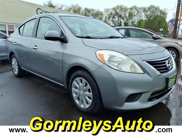 2013 Nissan Versa 1.6 S Plus  835069B