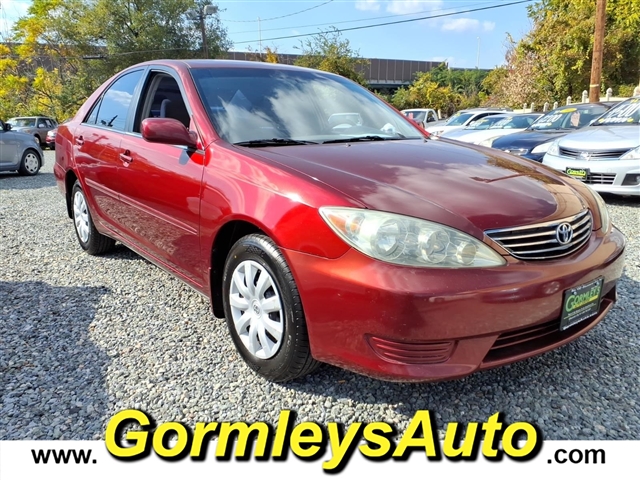 2005 Toyota Camry LE  078642B