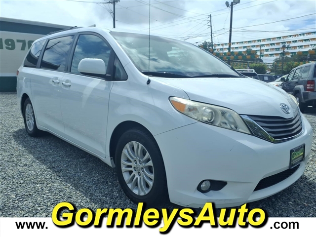 2013 Toyota Sienna XLE 8-Passenger  339481B