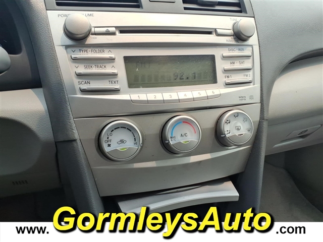2010 Toyota Camry Base:525575B