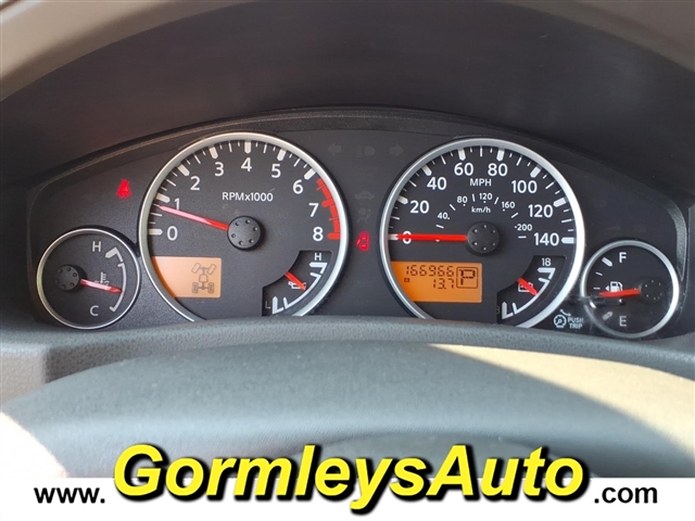 2008 Nissan Pathfinder SE:654870B