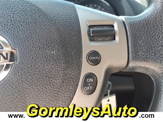 2013 Nissan Rogue S:138738B