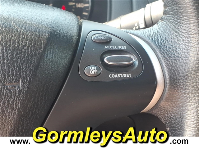 2014 Nissan Pathfinder S:726540B