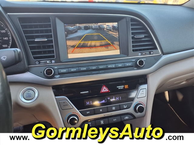 2017 Hyundai ELANTRA SE:164749B