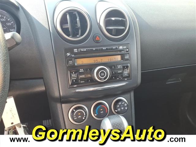 2013 Nissan Rogue S:138738B