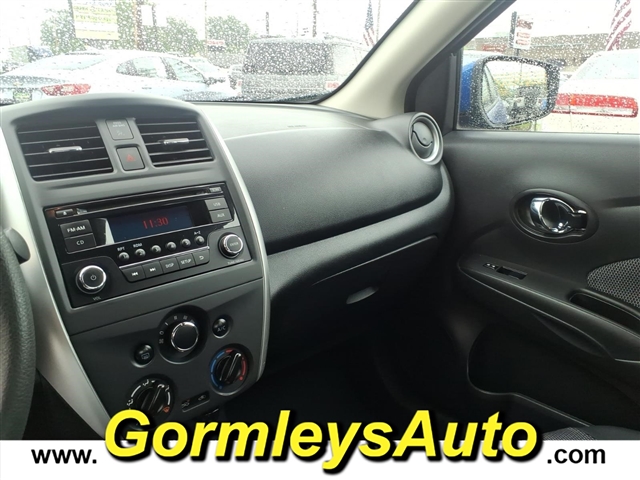 2015 Nissan Versa 1.6 SL:882408B