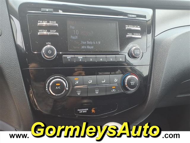 2016 Nissan Rogue S:138903B