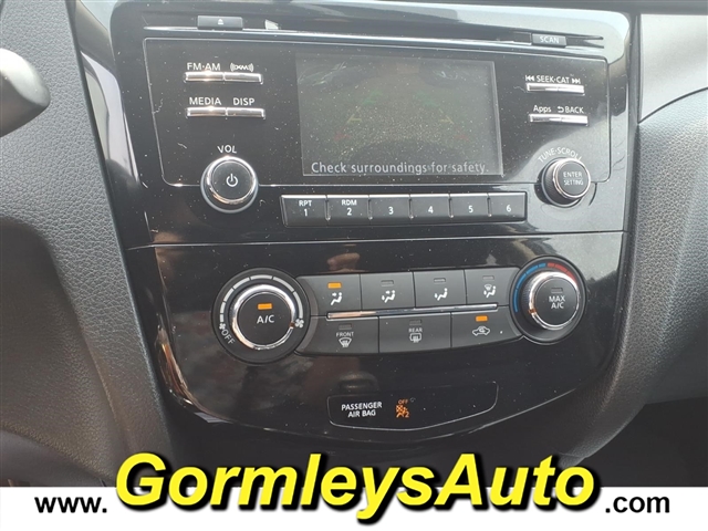 2016 Nissan Rogue S:138903B