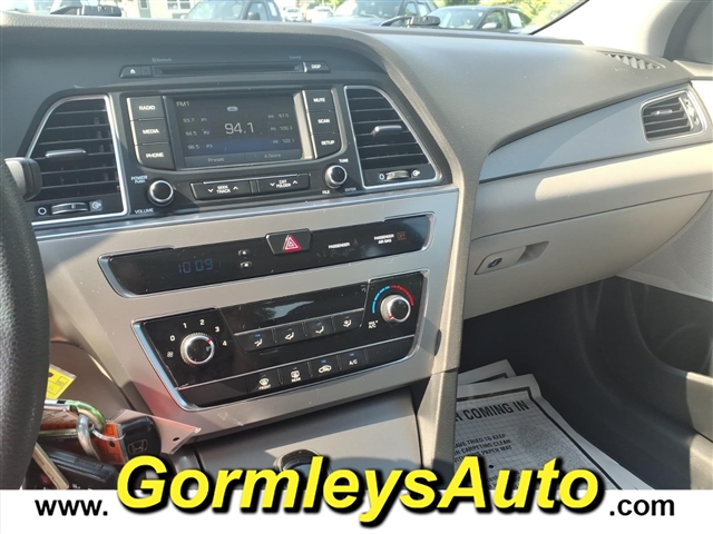 2015 Hyundai SONATA SE:216806B