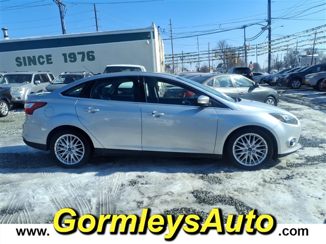 2013 Ford Focus Titanium:249281B