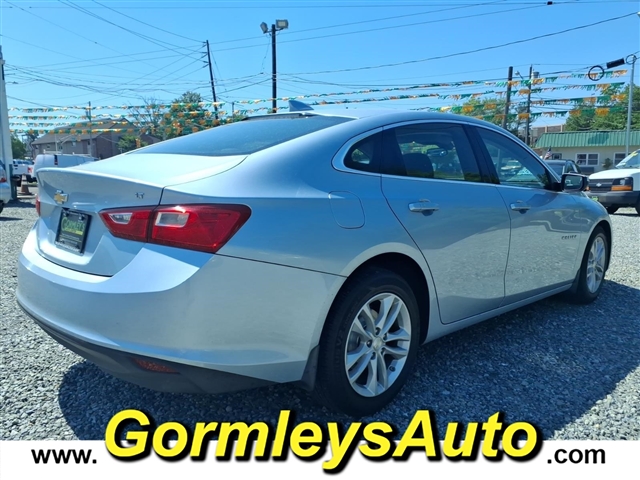 2017 Chevrolet Malibu LT:249768B