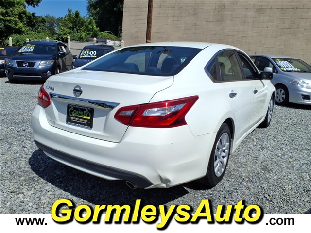 2016 Nissan Altima 2.5 SR:210269B