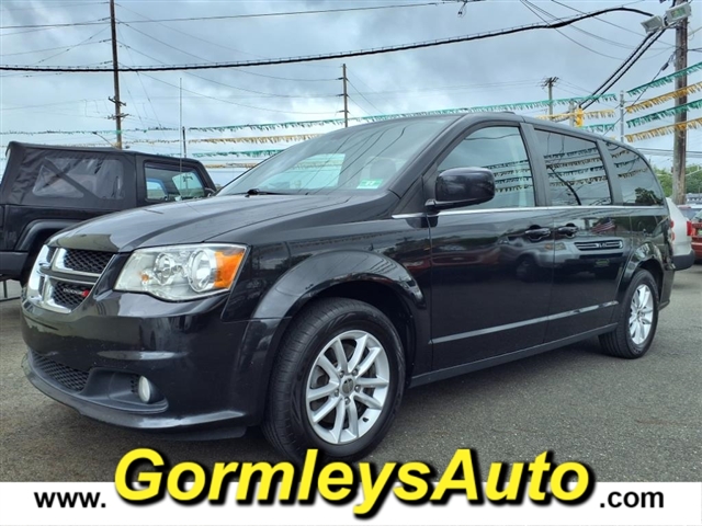 2018 Dodge Grand Caravan SXT photo 2