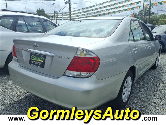 2006 Toyota Camry XLE:695156B