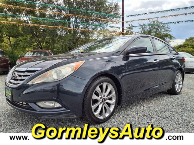 2011 Hyundai Sonata SE photo 2
